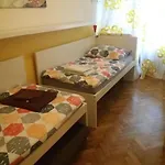 Geräumige zentrumsnahe Altbauwohnung