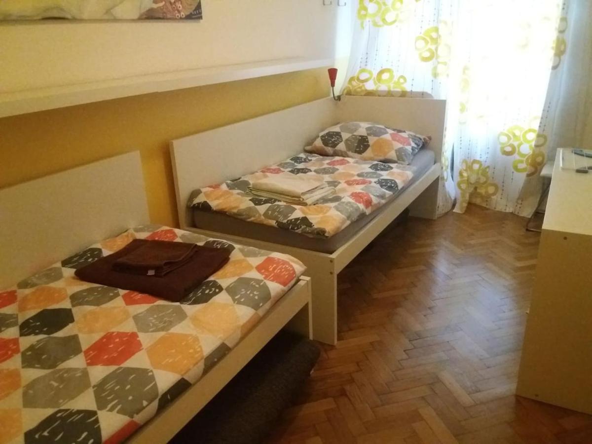 Geräumige Zentrumsnahe Altbauwohnung *