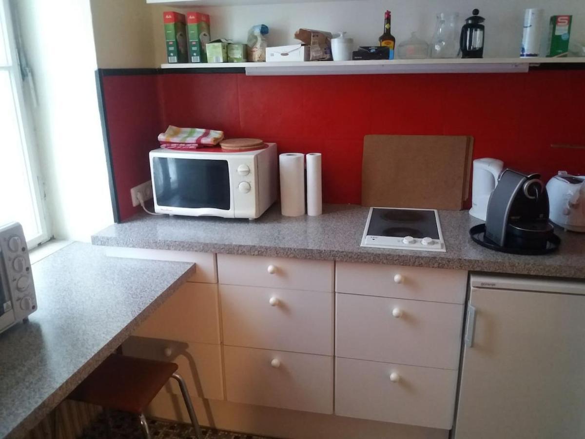 Apartment Geräumige Zentrumsnahe Altbauwohnung